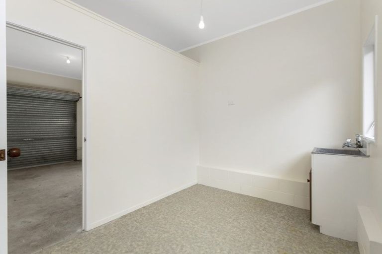 Photo of property in 1/30 Hiwihau Place, Glenfield, Auckland, 0629