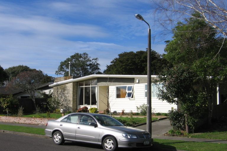 Photo of property in 82 Buick Crescent, Awapuni, Palmerston North, 4412