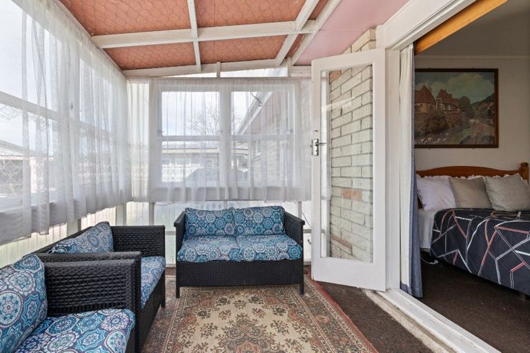 Photo of property in 27 Otatara Road, Taradale, Napier, 4112