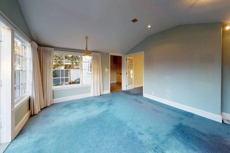 Photo of property in 52 Kilmarnock Street, Riccarton, Christchurch, 8011