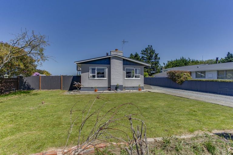 Photo of property in 19 Abbott Street, Pareora, 7912