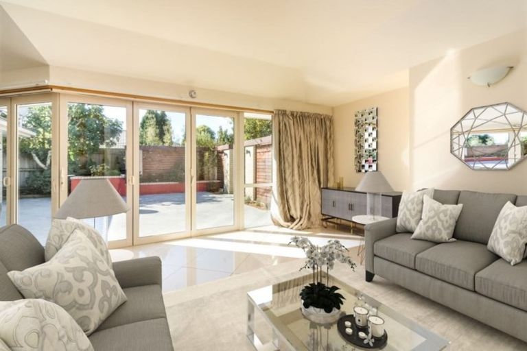 Photo of property in 20 Amoka Crescent, Parklands, Christchurch, 8083