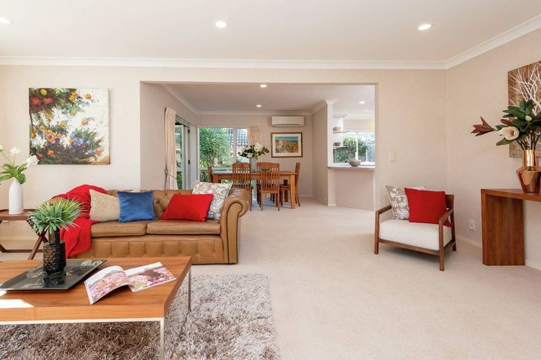 Photo of property in 2/132 Millhouse Drive, Northpark, Auckland, 2013