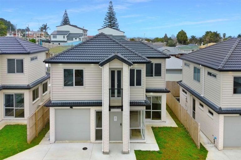 Photo of property in 69d Great South Road, Manurewa, Auckland, 2102