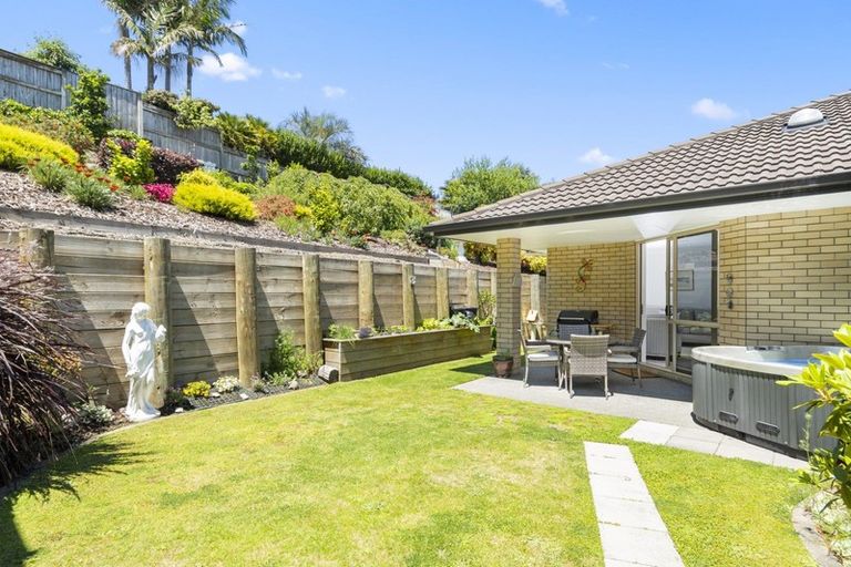 Photo of property in 28 Cotswold Place, Ohauiti, Tauranga, 3112
