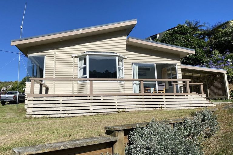 Photo of property in 8 Tainui Street, Mokau, 4376