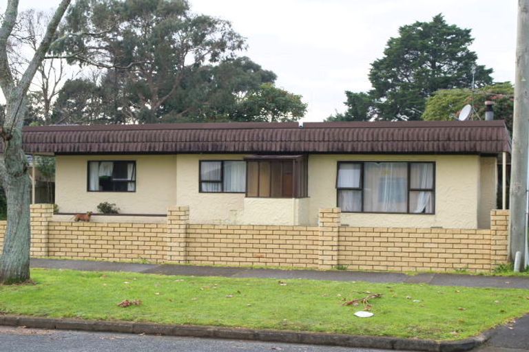 Photo of property in 2/26 Wedgwood Avenue, Mangere East, Auckland, 2024