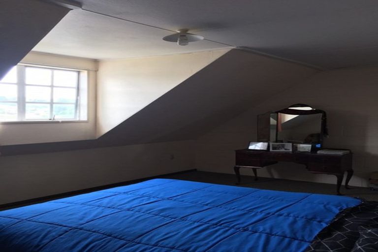 Photo of property in 1/555 Hillside Road, Caversham, Dunedin, 9012