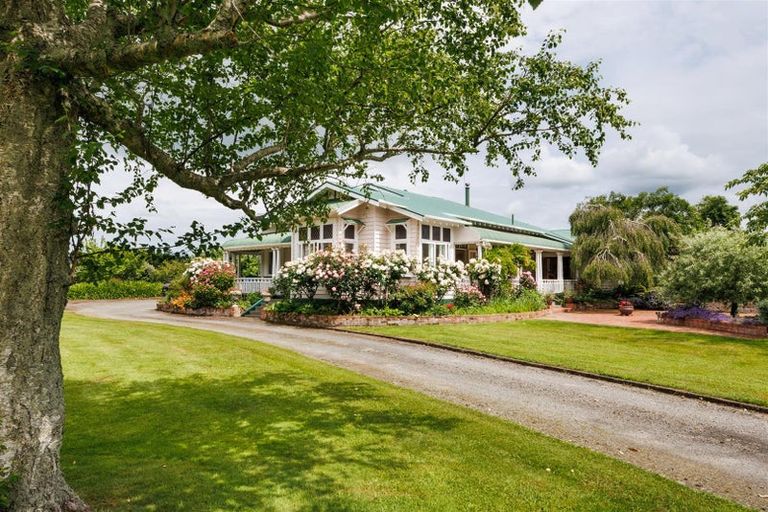 Photo of property in 552 Porewa Road, Marton, 4787