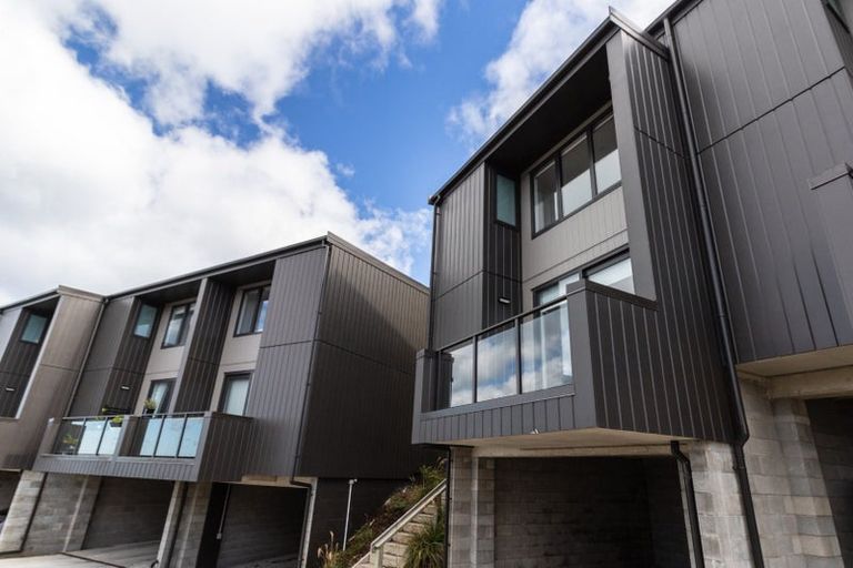 Photo of property in 14/52 High Street, Island Bay, Wellington, 6023