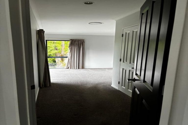 Photo of property in 4 Beechwood Way, Te Marua, Upper Hutt, 5018