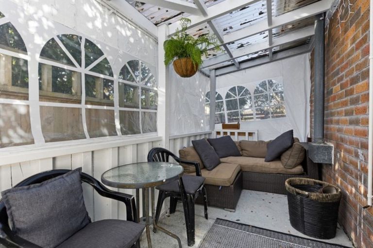 Photo of property in 2/29 Clouston Park Road, Clouston Park, Upper Hutt, 5018