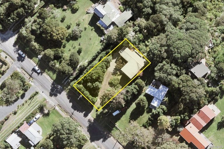Photo of property in 203 Howard Road, Orere Point, 2585