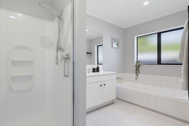 Photo of property in 27 Amberley Crescent, Bethlehem, Tauranga, 3110