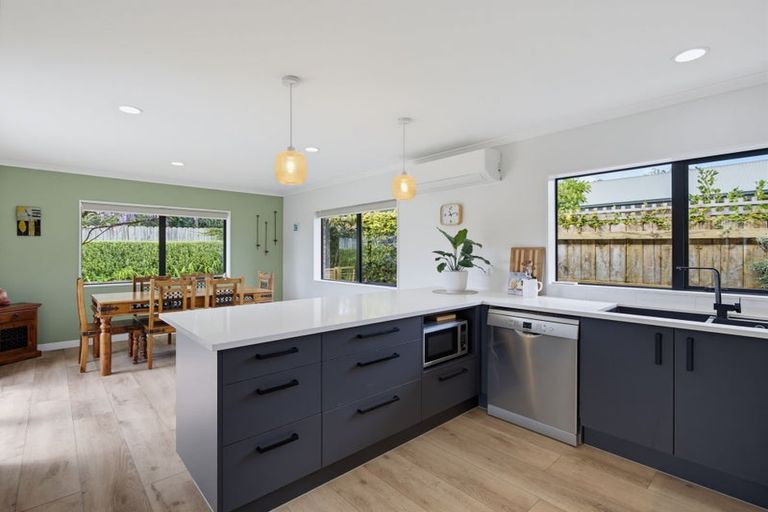 Photo of property in 27 Amberley Crescent, Bethlehem, Tauranga, 3110