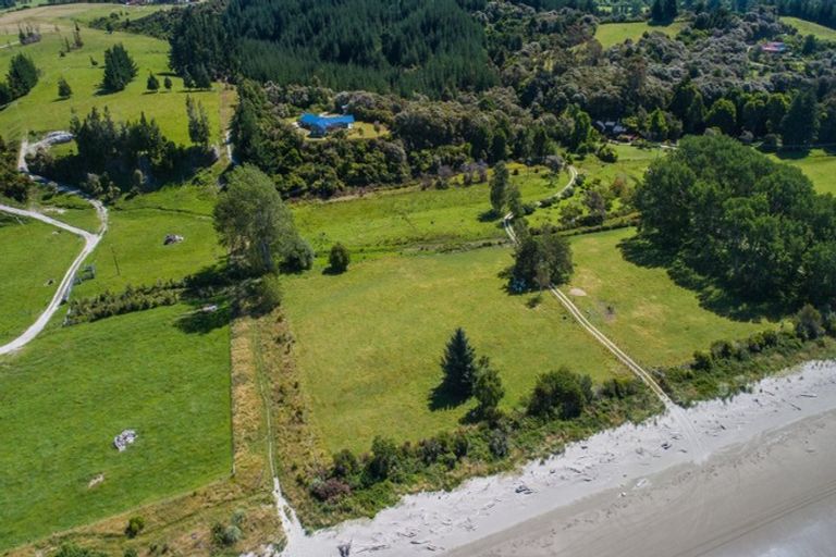 Photo of property in 315 Patons Rock Road, Puramahoi, Takaka, 7182