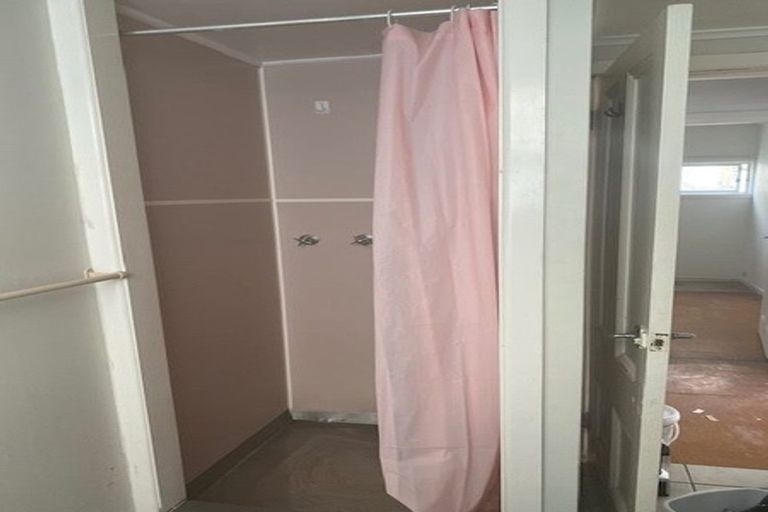 Photo of property in 1/12 Bidwill Street, Mount Cook, Wellington, 6021