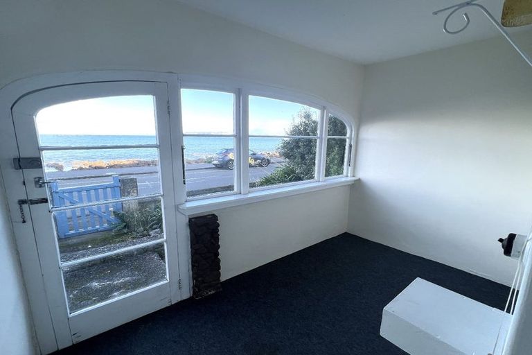 Photo of property in 34 Moana Road, Plimmerton, Porirua, 5026