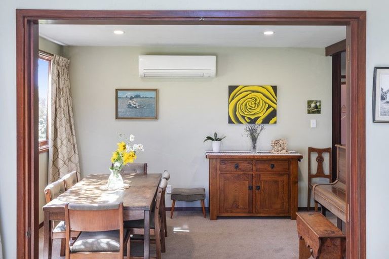 Photo of property in 24b Harrowdale Drive, Avonhead, Christchurch, 8042