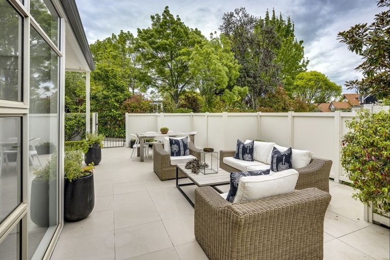 Photo of property in 4/14 Greenwood Road, Havelock North, 4130