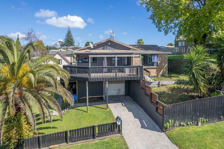 Photo of property in 1 Matai Place, Huntly, 3700