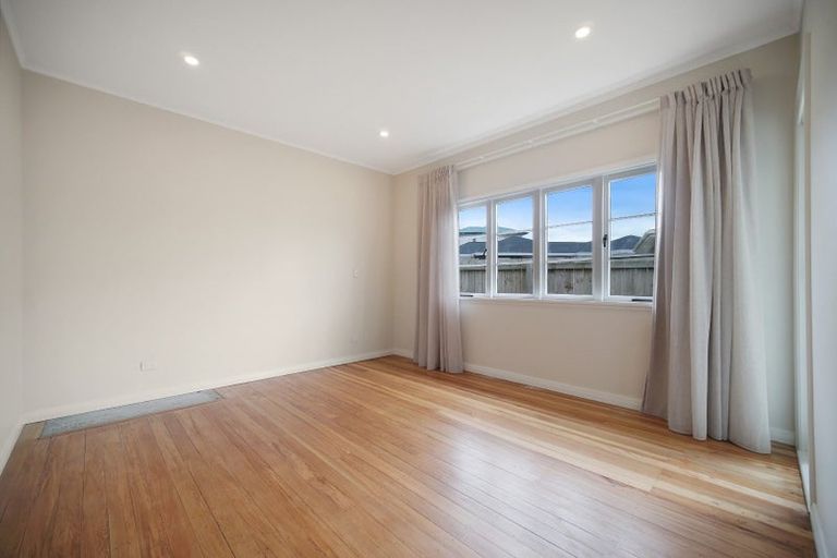 Photo of property in 19a Alexandra Street, Riverhead, 0820