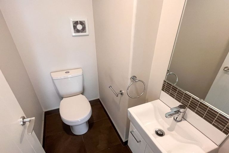 Photo of property in 1/37 Huxley Street, Sydenham, Christchurch, 8023