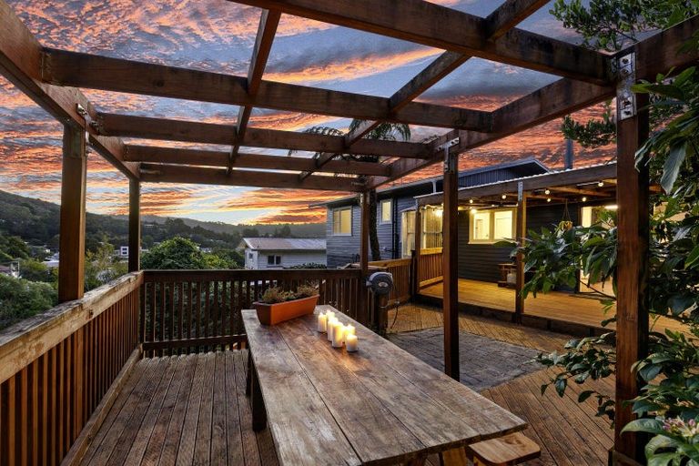 Photo of property in 53 Lowry Crescent, Stokes Valley, Lower Hutt, 5019