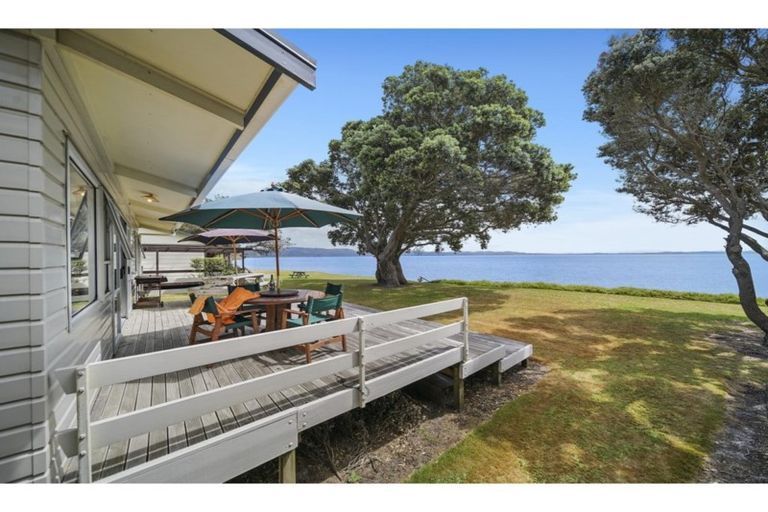 Photo of property in 342 Big Bay Road, Manukau Heads, Awhitu, 2684