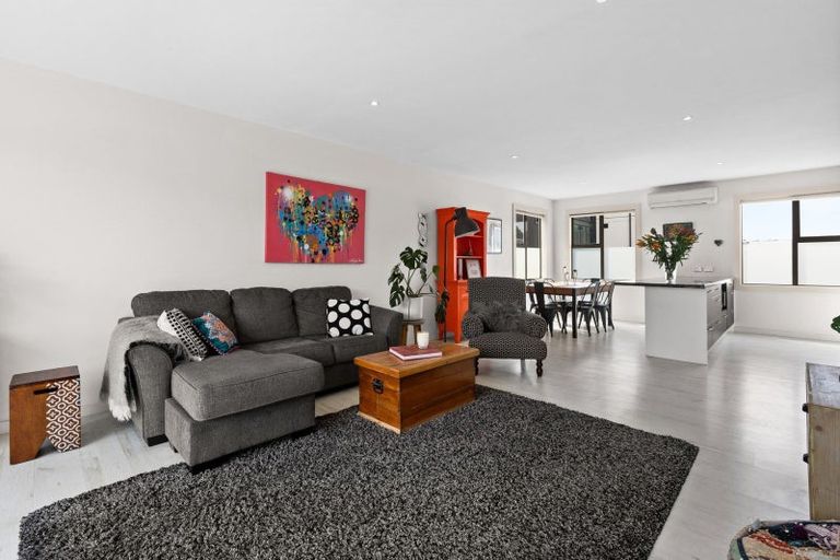 Photo of property in The Terraces, 37/9 Humber Street, Pandora, Napier, 4110