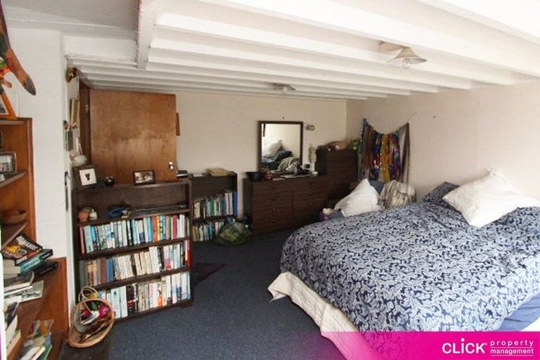 Photo of property in 71 Oakwood Avenue, Maryhill, Dunedin, 9011