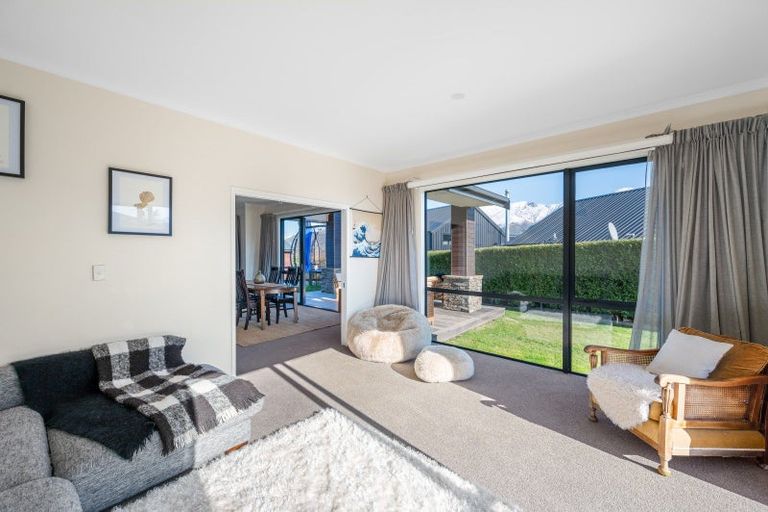 Photo of property in 59 Minaret Ridge, Wanaka, 9305