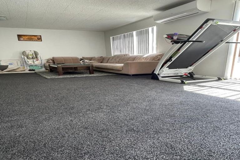 Photo of property in 5/108 Station Road, Papatoetoe, Auckland, 2025