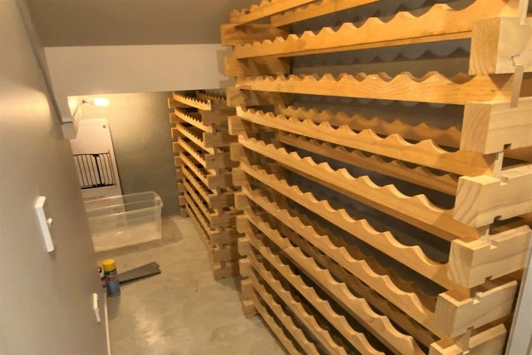 Photo of property in 82 Karamea Street, Whalers Gate, New Plymouth, 4310