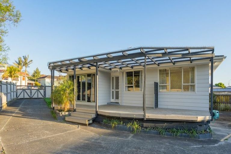 Photo of property in 10 Quintal Place, Papatoetoe, Auckland, 2025