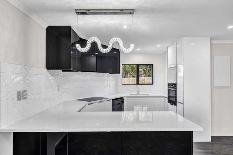 Photo of property in 15d Mckean Avenue, Manurewa, Auckland, 2102