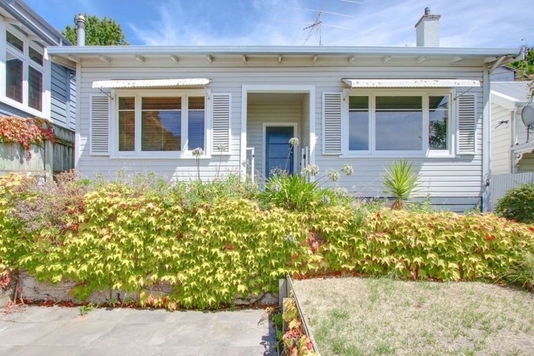 Photo of property in 11 Hornsey Road, Bluff Hill, Napier, 4110