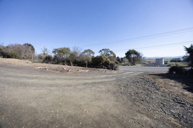 Photo of property in 35 Main Road, Maheno, Oamaru, 9495