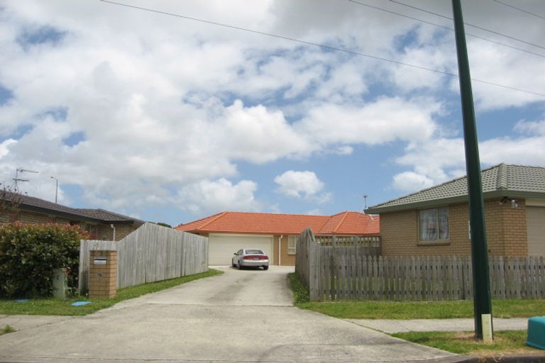 Photo of property in 23 Morewa Place, Takanini, 2112