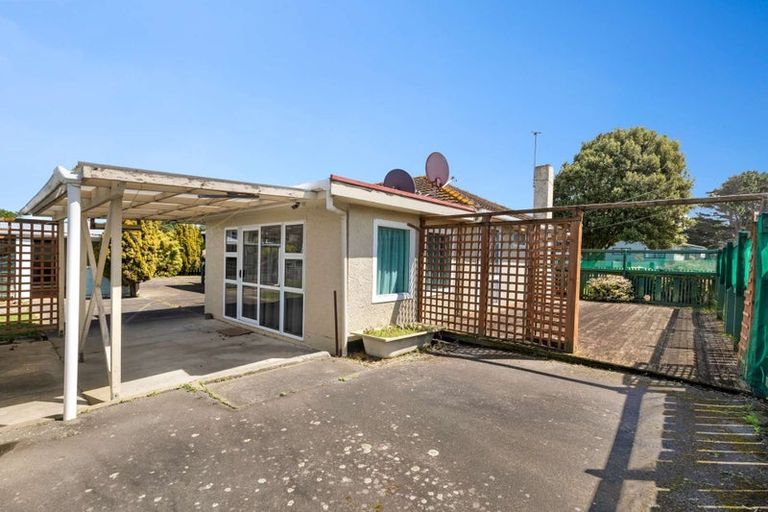 Photo of property in 38 Manuka Street, Castlecliff, Whanganui, 4501