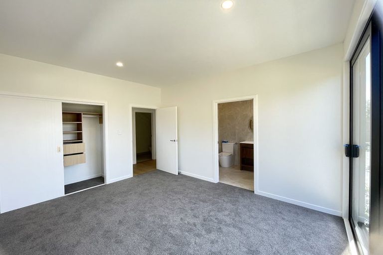 Photo of property in 16 The Anchorage, Sunnyhills, Auckland, 2010