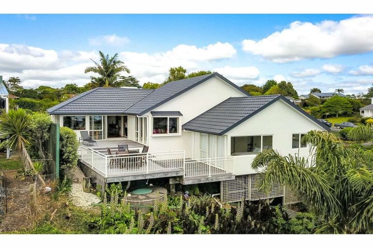 Photo of property in 2 Tasman Place, Kerikeri, 0230