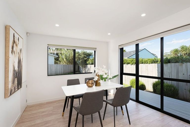 Photo of property in 29a Mackenzie Street, Te Atatu South, Auckland, 0610