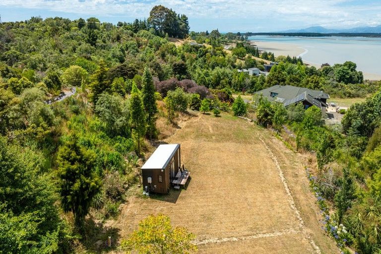 Photo of property in 4 Bronte Road East, Bronte, Upper Moutere, 7173