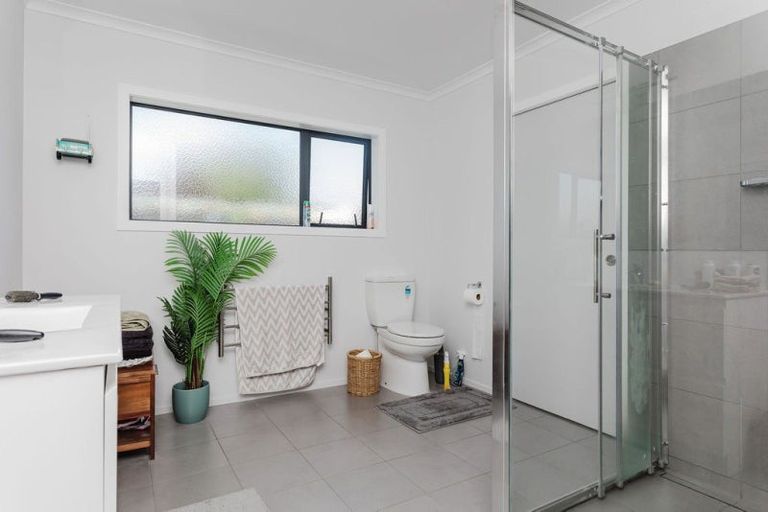 Photo of property in 22 Mcphee Street, Dannevirke, 4930