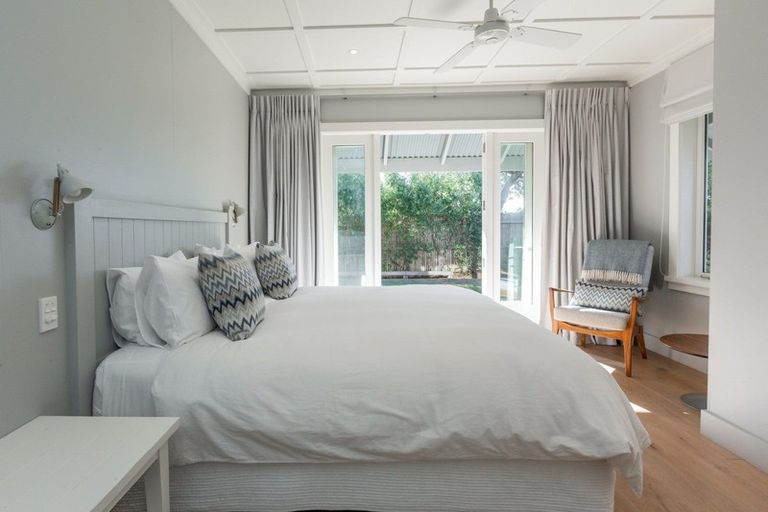 Photo of property in 313 Clifton Road, Te Awanga, 4102