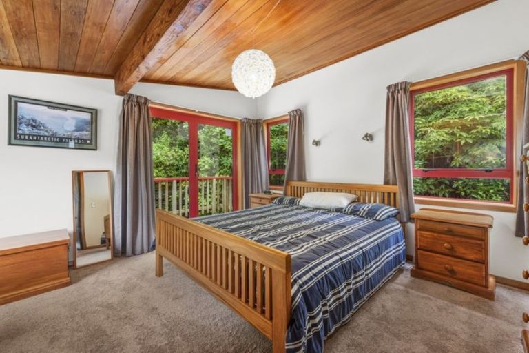 Photo of property in 63 Wyndham Road, Pinehaven, Upper Hutt, 5019