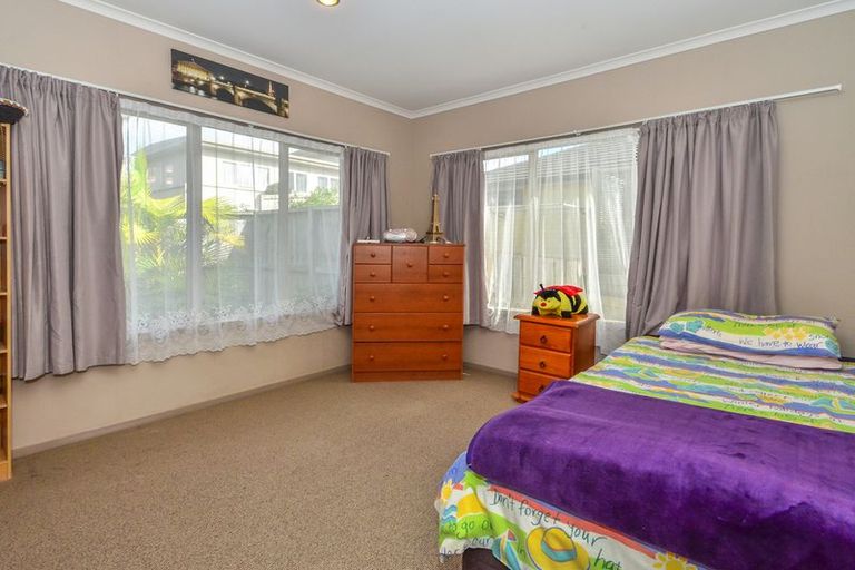 Photo of property in 8 Bilkey Avenue, Pukekohe, 2120