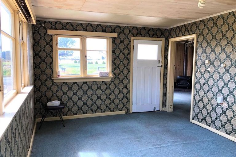 Photo of property in 1 Allan Street, Waiwera South, Clinton, 9584