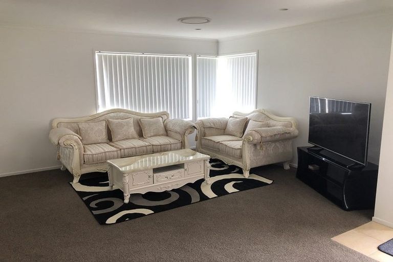 Photo of property in 14 Raphoe Road, Flat Bush, Auckland, 2019
